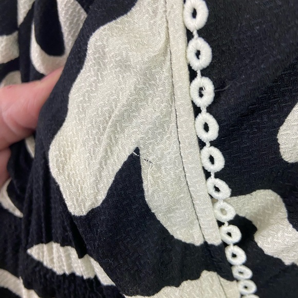 Farm Rio Sinead Jumpsuit Heart Print Sz Large Black Valentines Wide Leg Chic - Picture 14 of 14